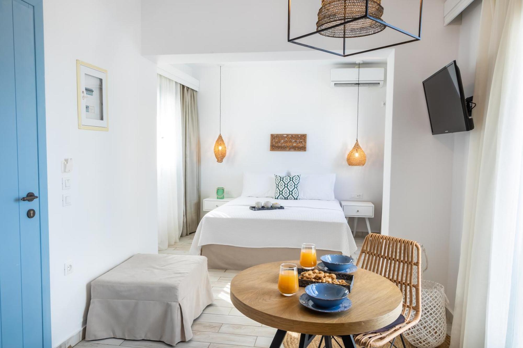 Yploui Suites Kárpathos Eksteriør billede