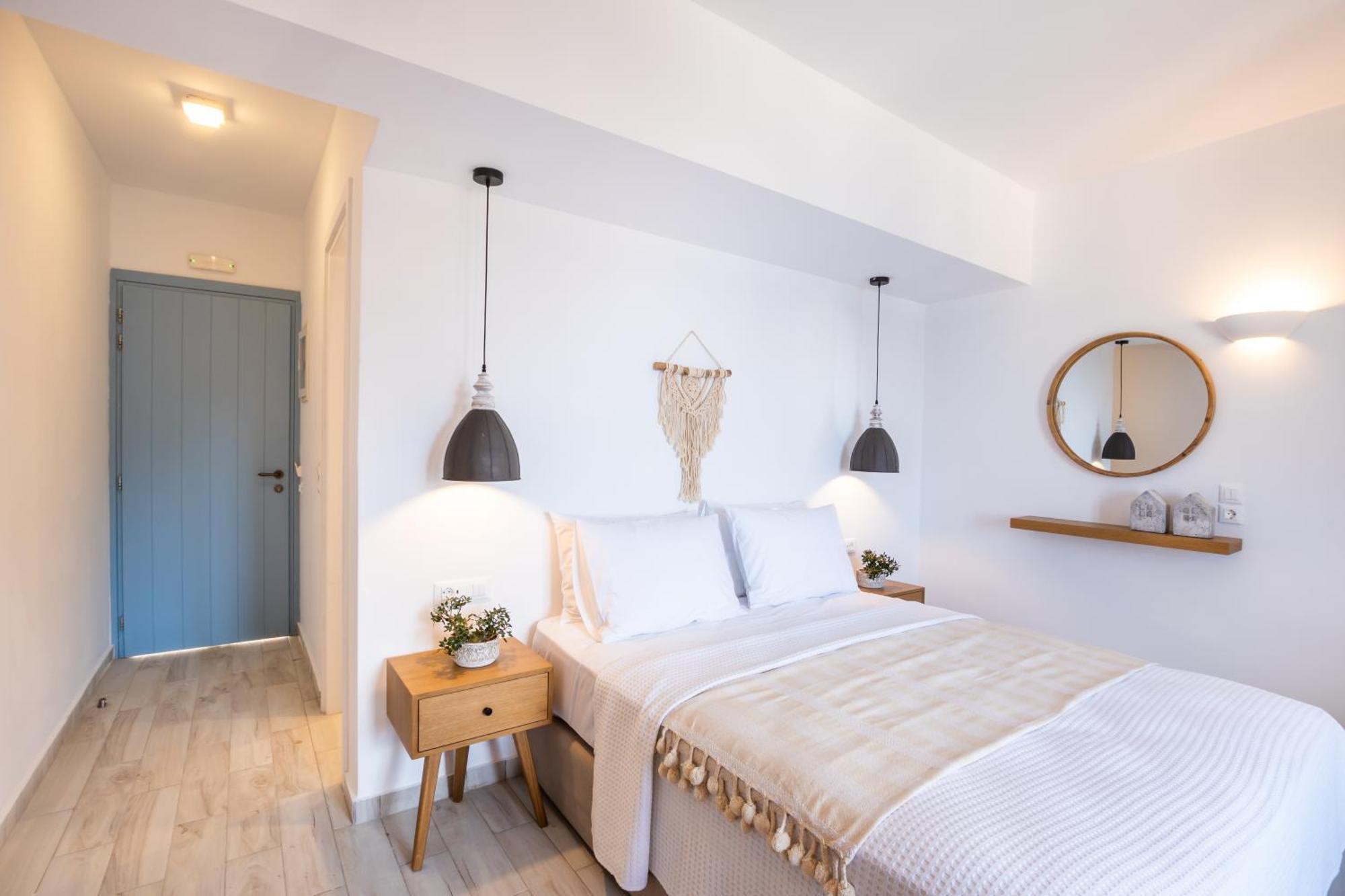 Yploui Suites Kárpathos Eksteriør billede